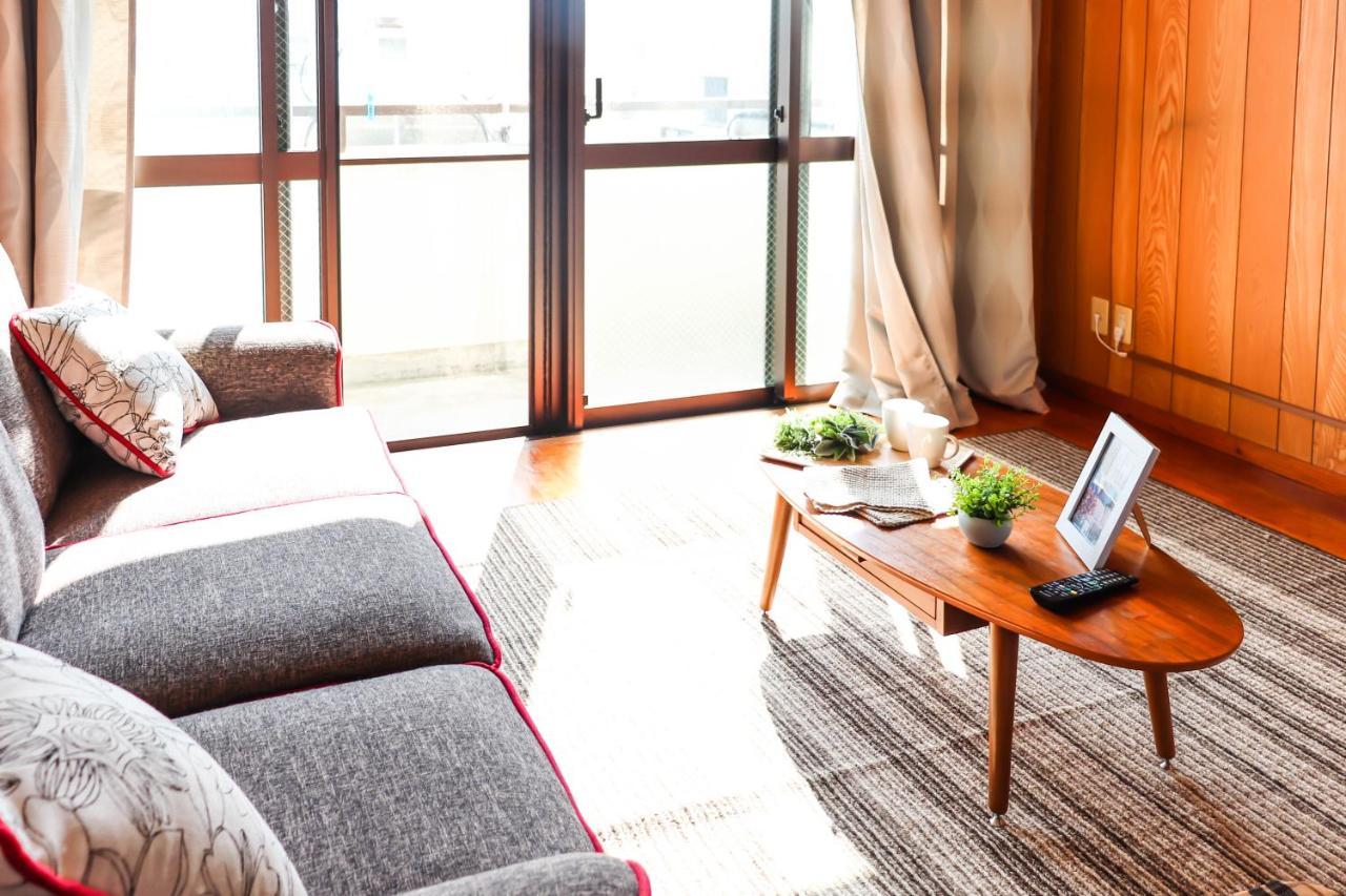 Condominium Hotel Mihama Upi Chatan Ngoại thất bức ảnh