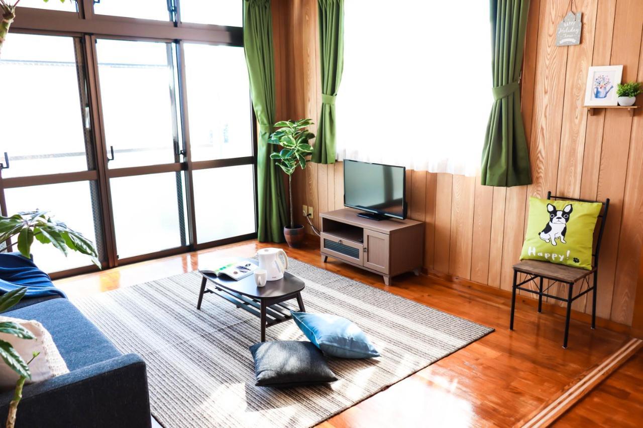 Condominium Hotel Mihama Upi Chatan Ngoại thất bức ảnh