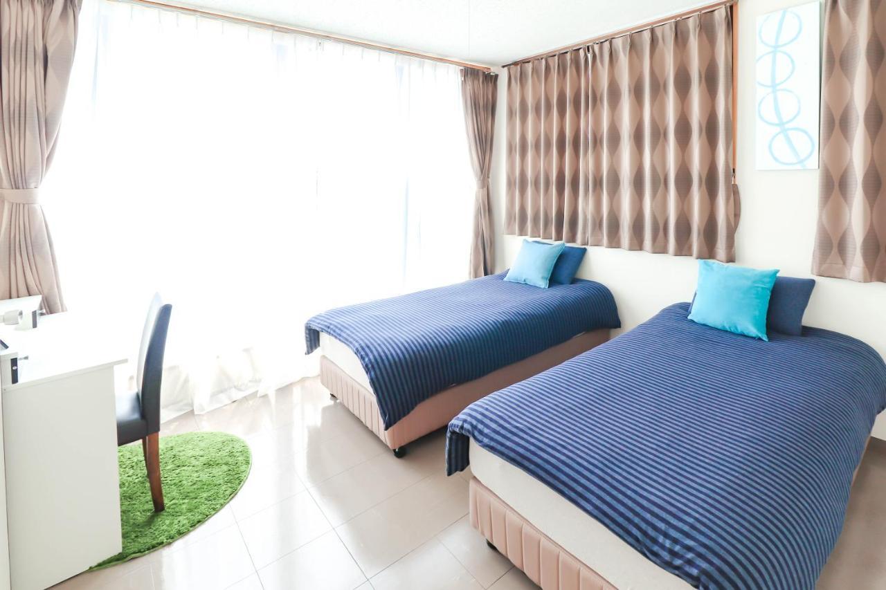 Condominium Hotel Mihama Upi Chatan Ngoại thất bức ảnh